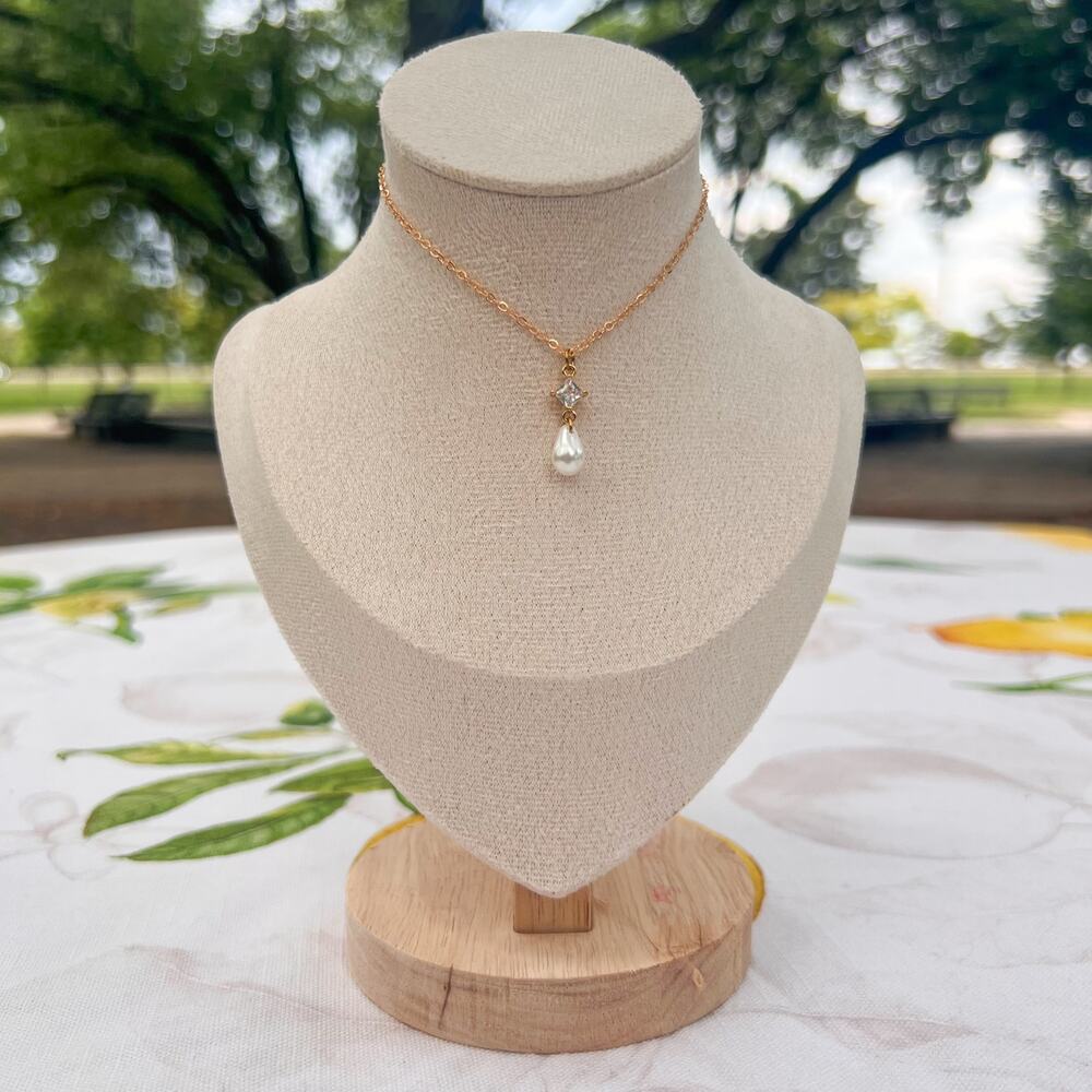 Pearl Czech Diamond Crystal Glass Dainty Minimalist Casual Romantic Necklace